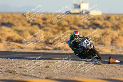 media/Nov-17-2024-CVMA (Sun) [[1fec520723]]/Race 18-Supersport Middleweight/